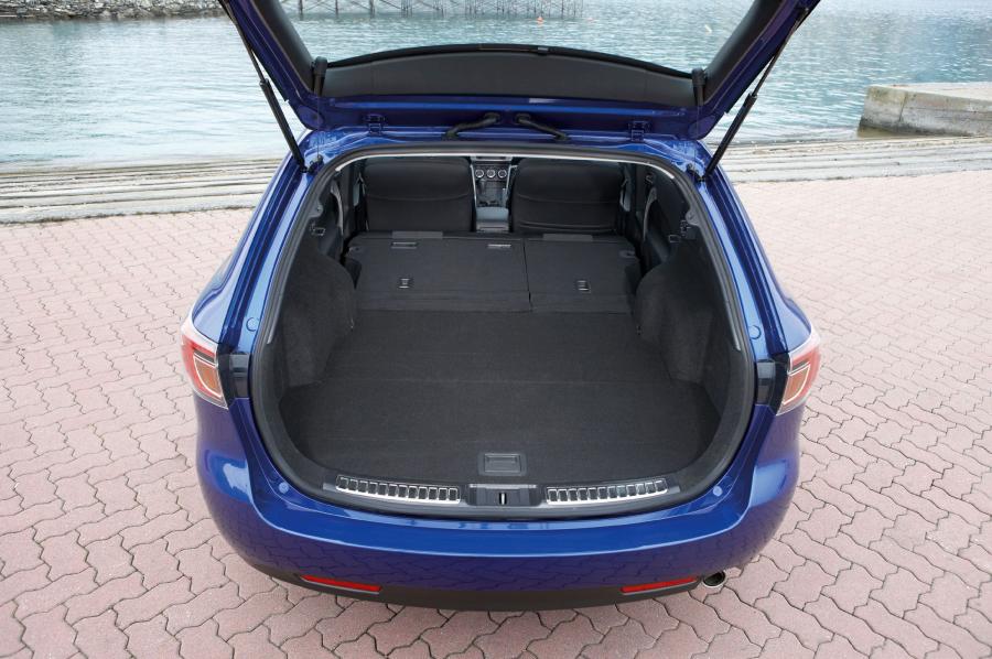  Mazda6 Hatchback 2008 года  (фото 2 из 68)